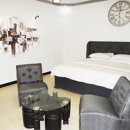 Econo Lodge دار السلام المظهر الخارجي الصورة